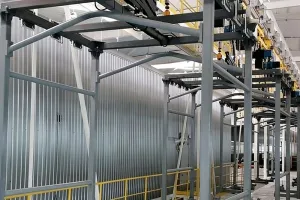 Self-propelled hoist conveyor